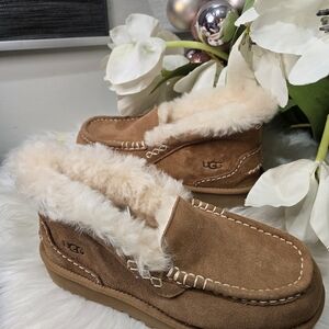 UGG ANSLEY PARC CHESTNUT SUEDE SLIP ON PLATFORM WOMEN'S SLIPPERS Size9 New